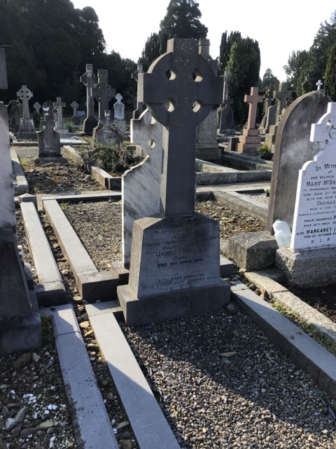 headstone