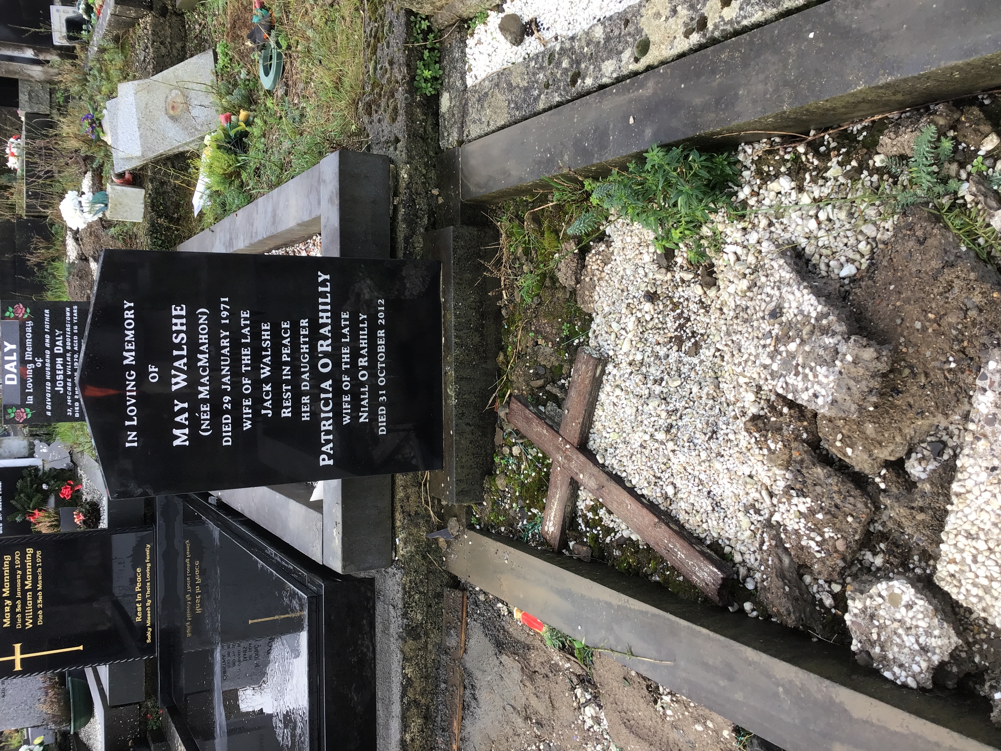 headstone
